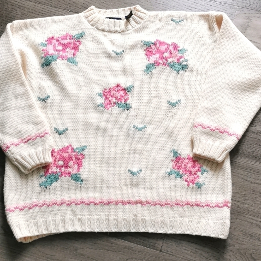 Hand knit CottageCore Grannycore Romantic Floral Sweater Weekend Edition. Size L